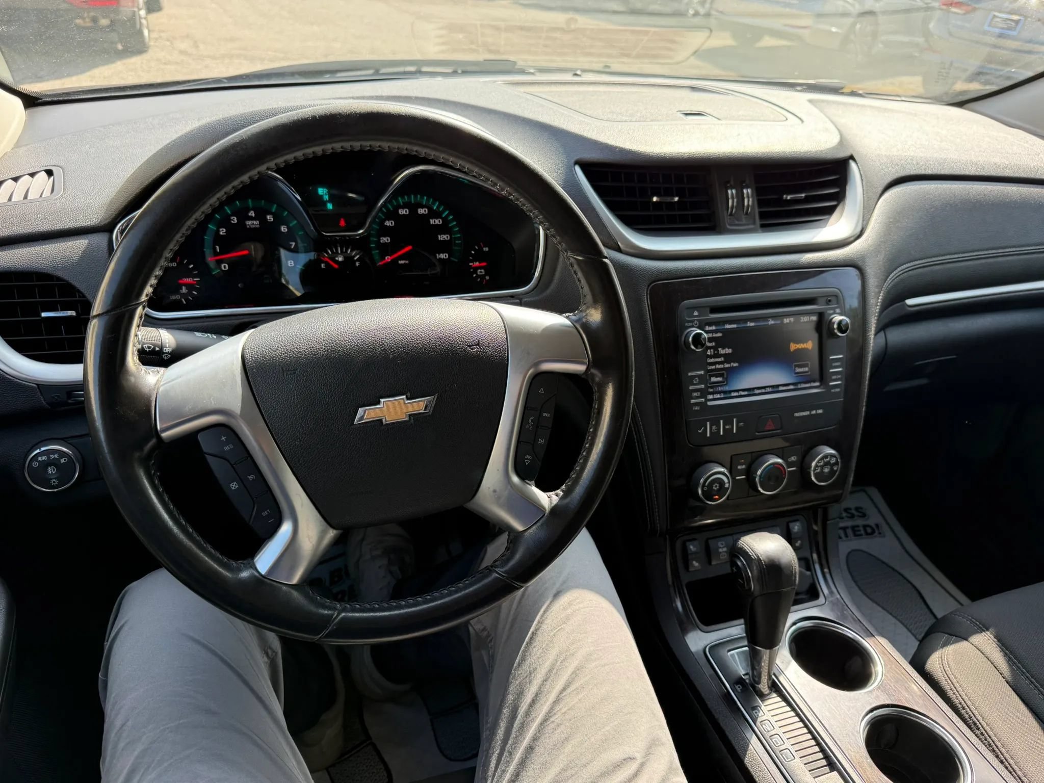 Used 2017 Chevrolet Traverse LT w/ Style and Technology Package AWD/4WD image 24