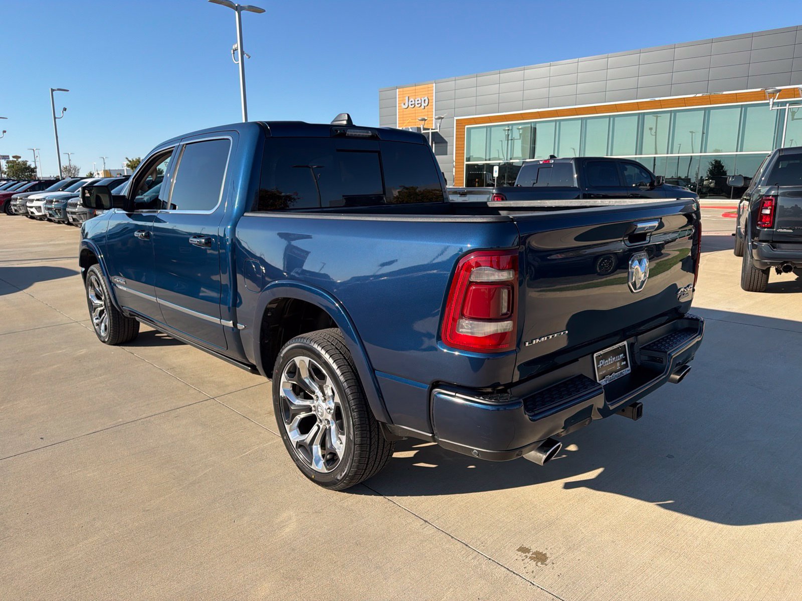 Used 2021 RAM 1500 Limited AWD/4WD image 3