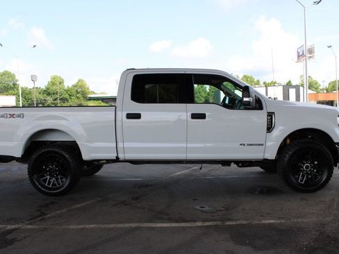 Used 2020 Ford F250 XLT AWD/4WD image 5