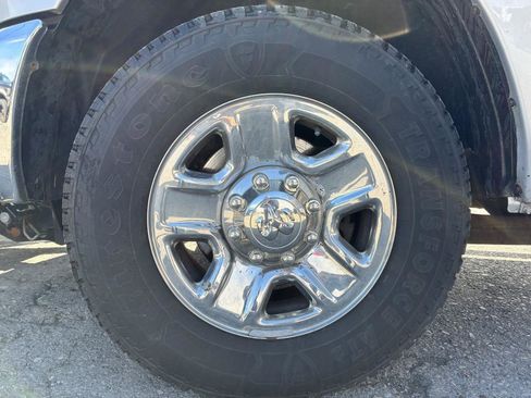 Used 2018 RAM 2500 Tradesman w/ Chrome Appearance Group AWD/4WD image 25