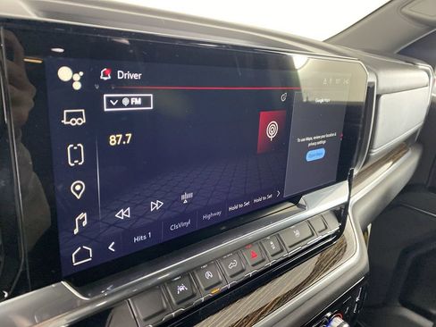 Used 2025 GMC Sierra 1500 Elevation image 14