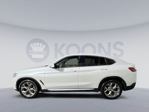 Used 2021 BMW X4 xDrive30i w/ Premium Package AWD/4WD image 2