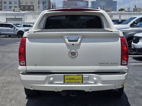 Used 2013 Cadillac Escalade EXT Premium AWD/4WD image 7