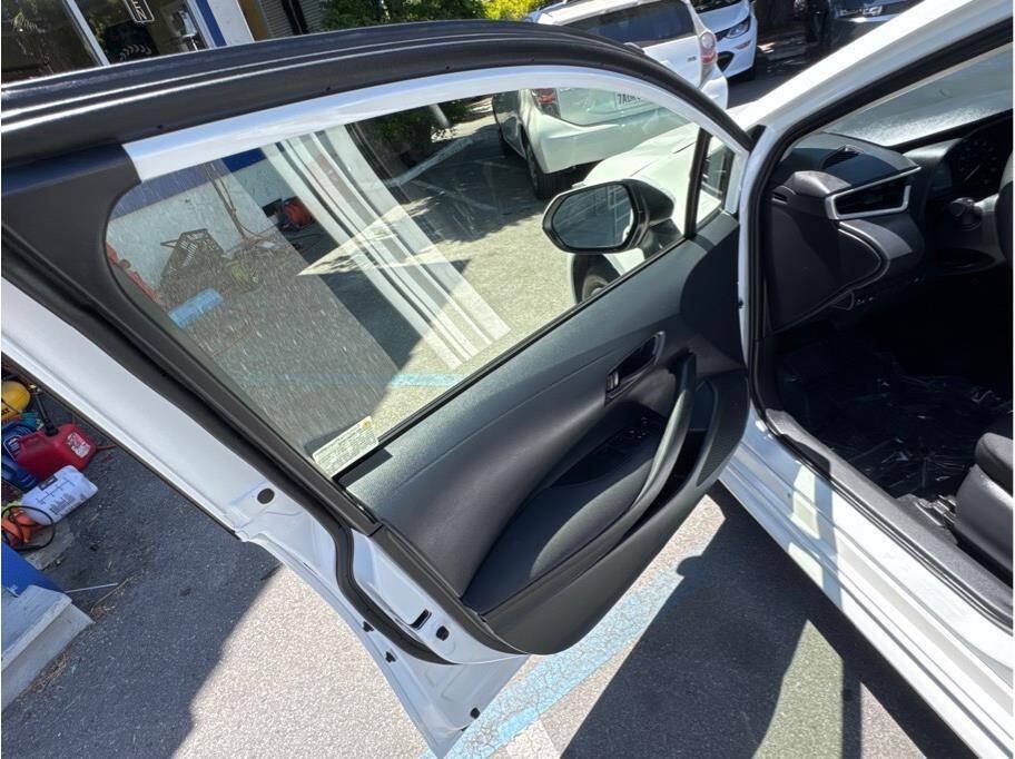 Used 2024 Toyota Corolla LE FWD image 16
