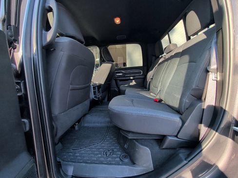 Used 2022 RAM 2500 Big Horn w/ Level C Equiment Group image 12