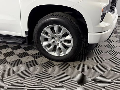 Used 2025 Chevrolet Silverado 1500 Custom AWD/4WD image 12