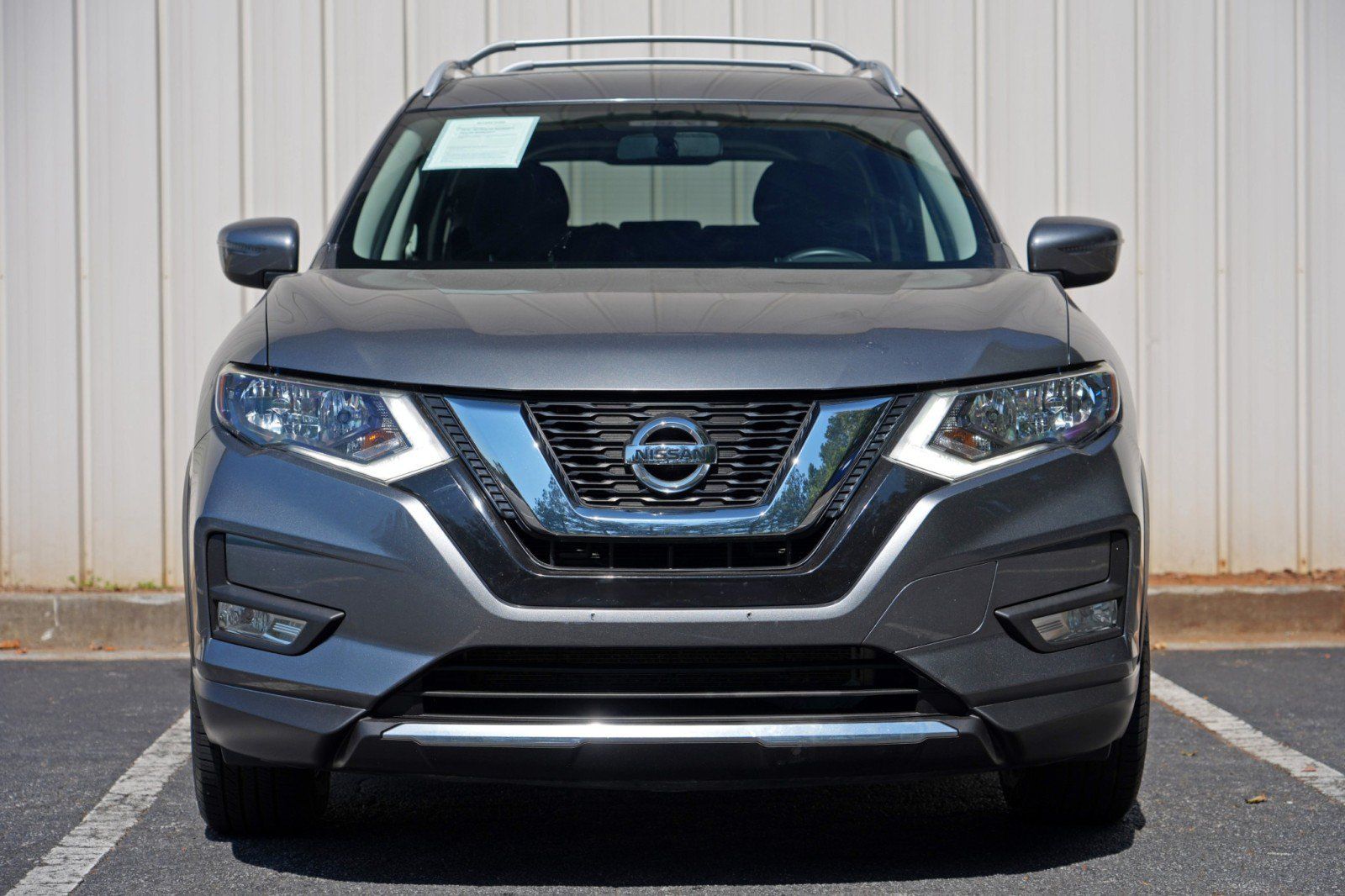 Used 2017 Nissan Rogue SV FWD image 6