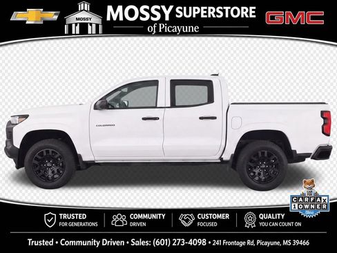 Used 2026 Chevrolet Colorado W/T w/ WT Custom Package RWD image 8