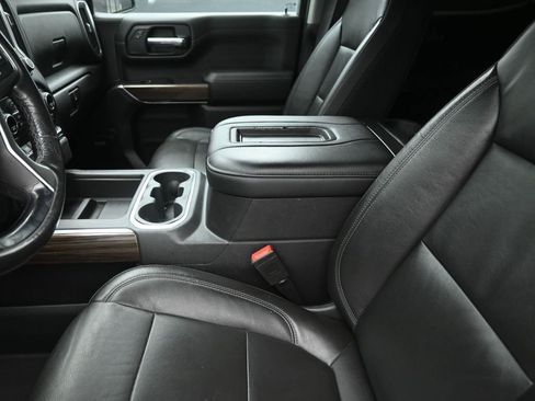 Used 2020 Chevrolet Silverado 1500 LT Trail Boss image 21