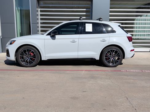 Used 2024 Audi SQ5 Premium Plus w/ Premium Plus Package image 7