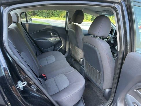 Used 2017 Kia Rio LX w/ Power Package FWD image 10