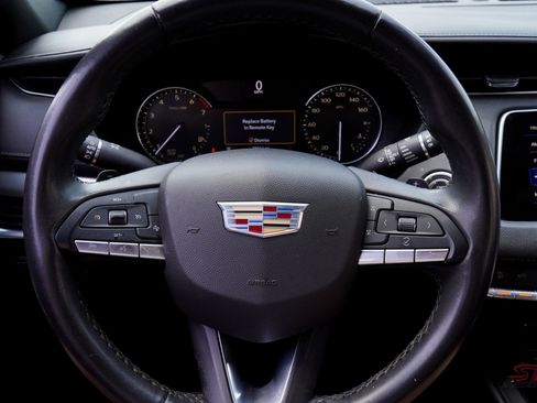 Used 2020 Cadillac XT4 Premium Luxury image 26