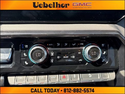 Used 2024 GMC Sierra 1500 AT4 w/ Technology Package image 25