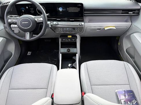 New 2027 Hyundai Kona Limited FWD image 7