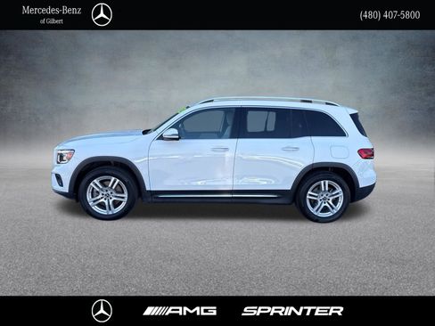 Certified 2022 Mercedes-Benz GLB 250 w/ Premium Package Lite image 2