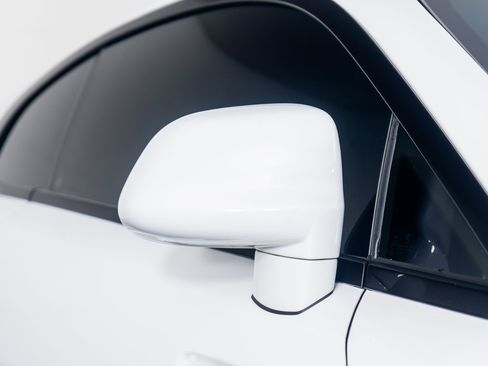 Used 2019 Rolls-Royce Wraith image 26