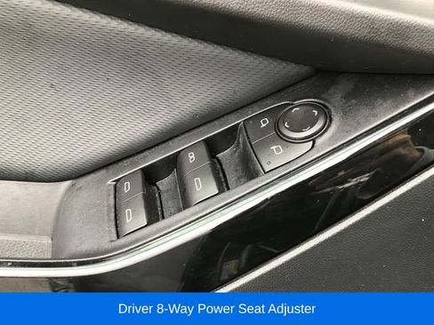 Used 2026 Chevrolet Equinox LT w/ Convenience Package II image 11