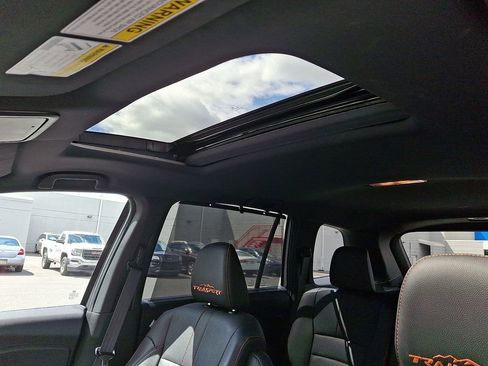 Used 2023 Honda Passport TrailSport image 14