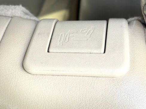 Used 2011 Nissan Armada SV image 46