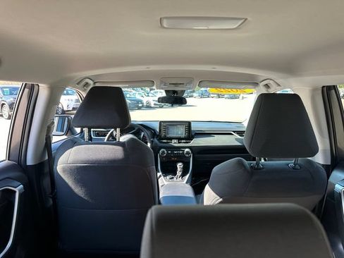 Certified 2022 Toyota RAV4 LE AWD/4WD image 16