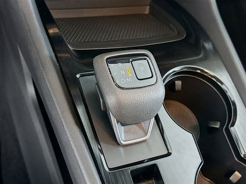 Used 2023 Nissan Rogue SV FWD image 24