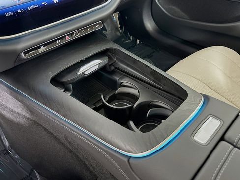 New 2026 Mercedes-Benz E 450 4MATIC Sedan image 5