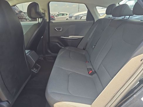 Used 2025 Kia K4 FWD image 5