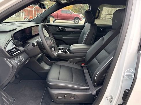 New 2026 Buick Enclave Sport Touring w/ Power Package image 9