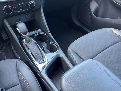 Used 2025 Buick Encore GX Preferred FWD image 41