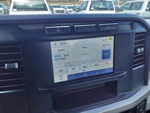 New 2024 Ford F550 4x4 Regular Cab Super Duty image 15