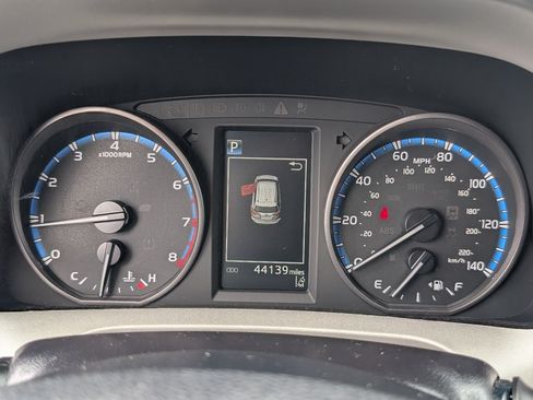 Used 2017 Toyota RAV4 XLE w/ All Weather Liner Package FWD image 19