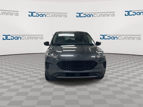 Used 2020 Ford Escape SE Sport FWD image 3