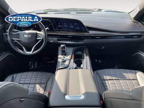 Used 2024 Cadillac Escalade Sport Platinum w/ LPO, ONYX Package AWD/4WD image 13