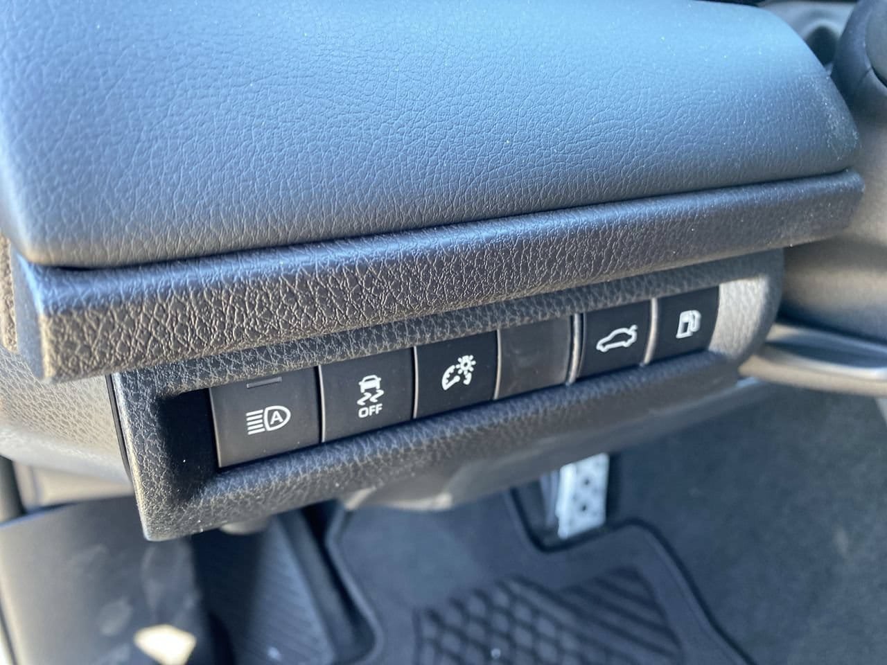 New 2026 Toyota Camry XSE FWD image 13
