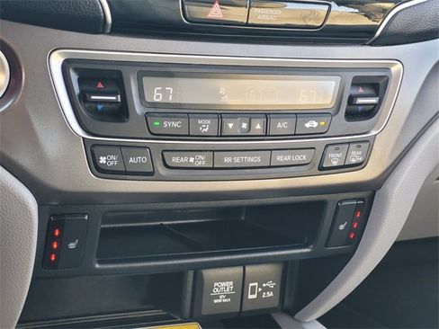 Used 2022 Honda Pilot Special Edition image 25