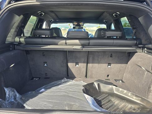 New 2026 BMW X5 xDrive40i w/ M Sport Package image 9