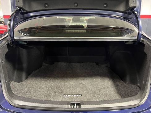 Certified 2023 Toyota Corolla LE image 40