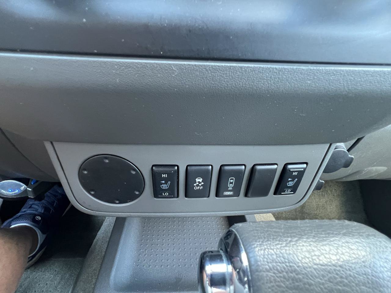 Used 2016 Nissan Frontier SL w/ Moonroof Package RWD image 18