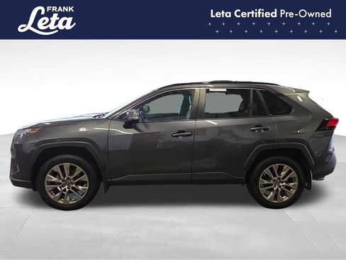 Used 2022 Toyota RAV4 XLE Premium AWD/4WD image 3