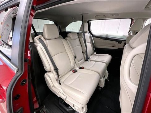 Certified 2026 Honda Odyssey EX-L image 19