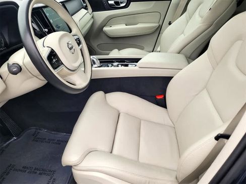 Used 2018 Volvo XC60 T8 Inscription w/ Advanced Package image 14