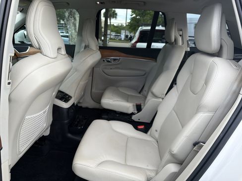 Used 2022 Volvo XC90 T8 Inscription Expression AWD/4WD image 32