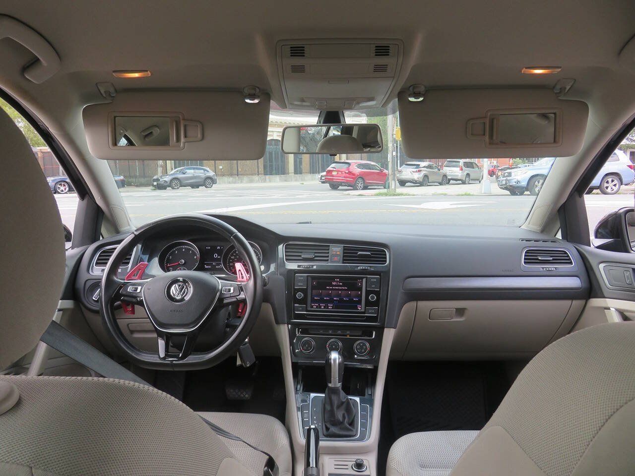 Used 2019 Volkswagen Golf S FWD image 13