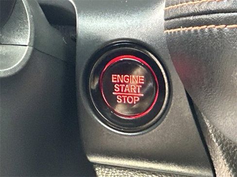 Used 2025 Honda HR-V Sport image 18