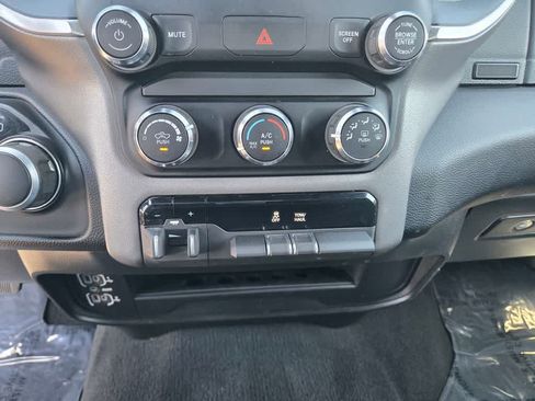 Used 2024 RAM 2500 Big Horn AWD/4WD image 14
