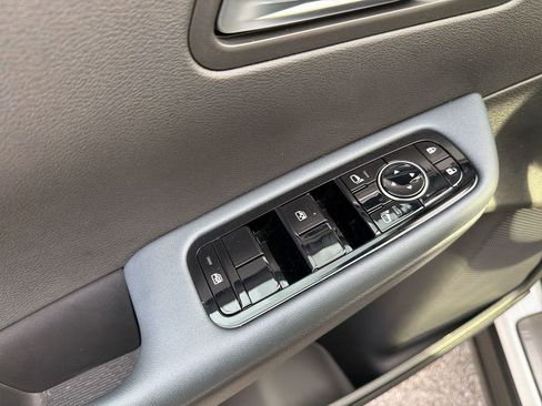 New 2026 Nissan Leaf S+ w/ Illuminated Package image 21