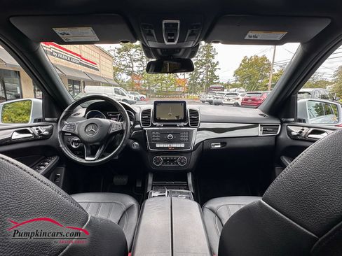 Used 2018 Mercedes-Benz GLE 350 4MATIC image 7