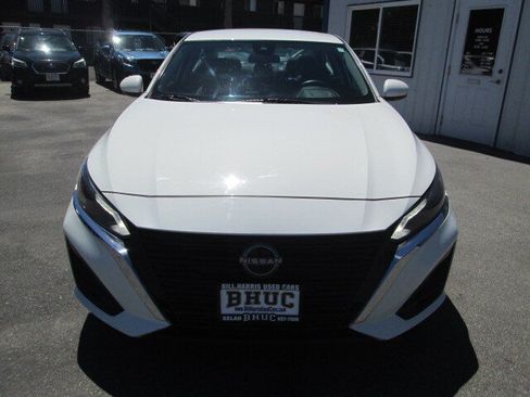 Used 2023 Nissan Altima 2.5 S FWD image 2