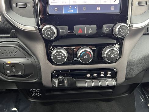 New 2026 RAM 2500 Big Horn AWD/4WD image 26