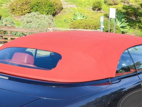 Used 2019 Rolls-Royce Dawn image 20